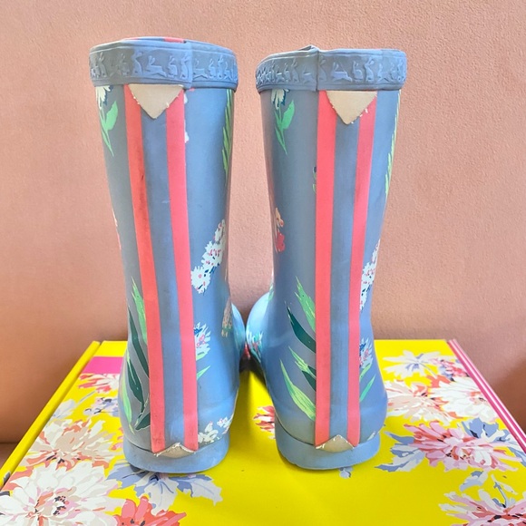 Joules Floral Rain Boots - Picture 3 of 4